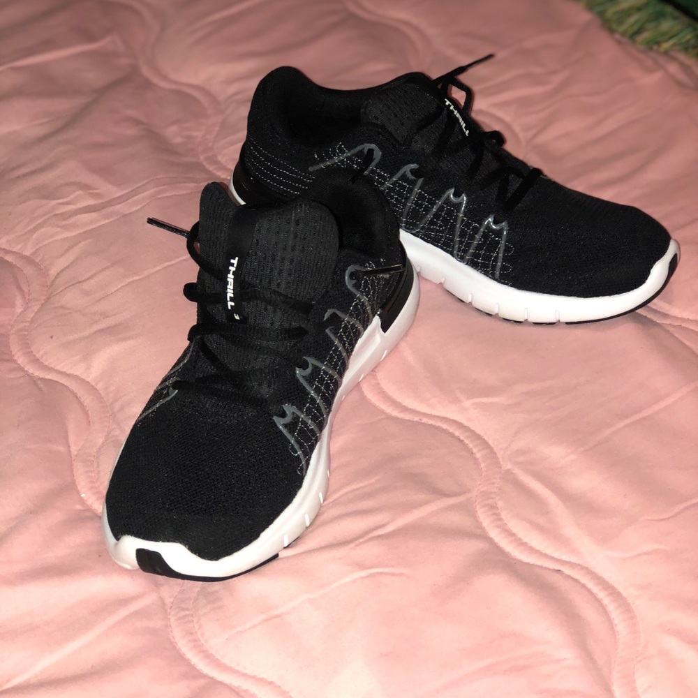 Under Armour Black Tennis Shoes